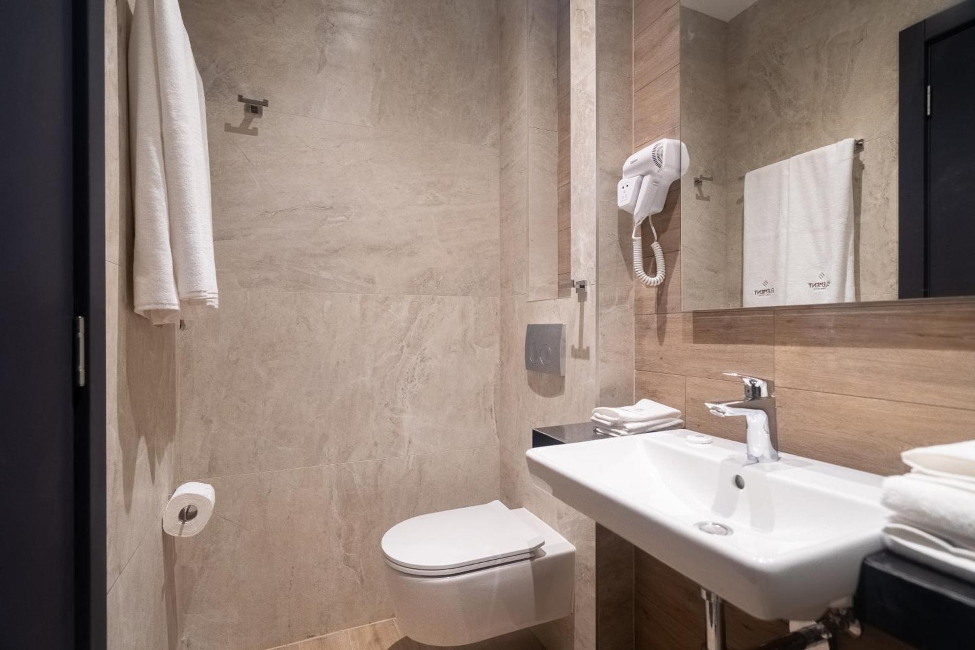 Hotel Element Novi Sad Luaran gambar